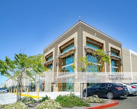 Preview of commercial space at 1 Middleton Way