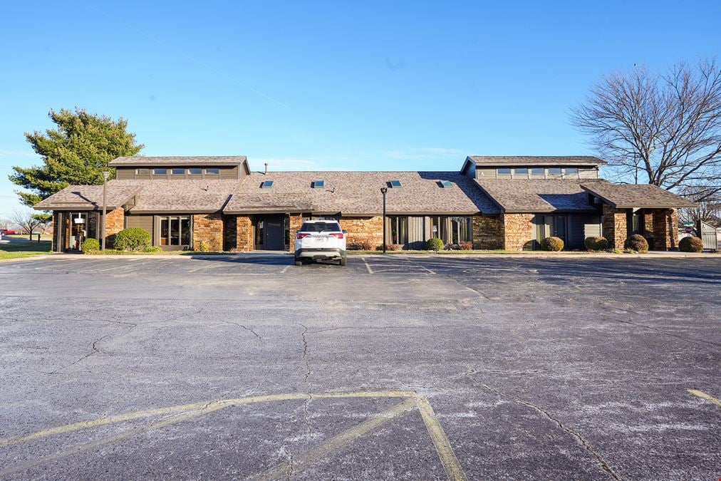 1,542 SF Office Space Available For Lease