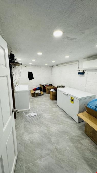 231 Jericho Tpke