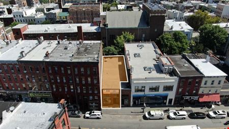Preview of commercial space at 842 Manhattan Ave
