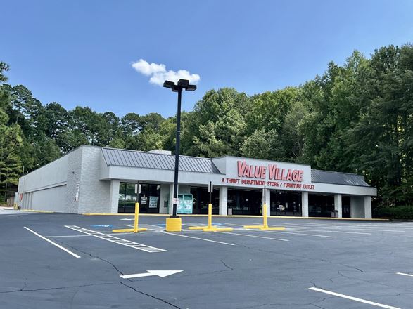 Preview of Retail space for Rent at 3150 Highway 5
