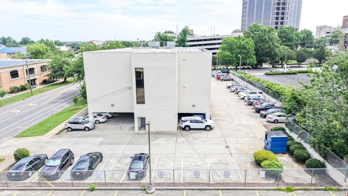 1022 Calhoun Street