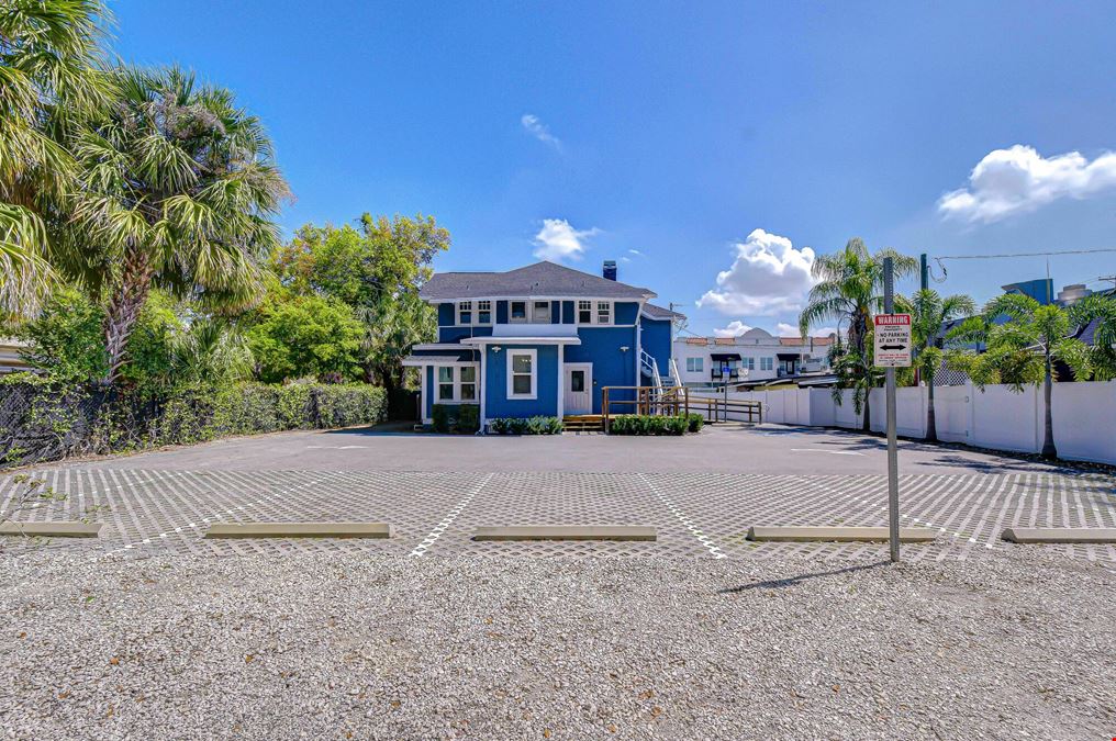 Hyde Park Office - 211 S. Boulevard