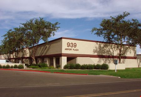 Preview of Industrial space for Rent at 943 S 48th St