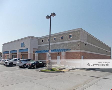Preview of commercial space at 1851 East Willow Street