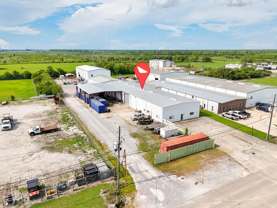 ±11,400 SF Industrial Warehouse for Lease Near LA-57