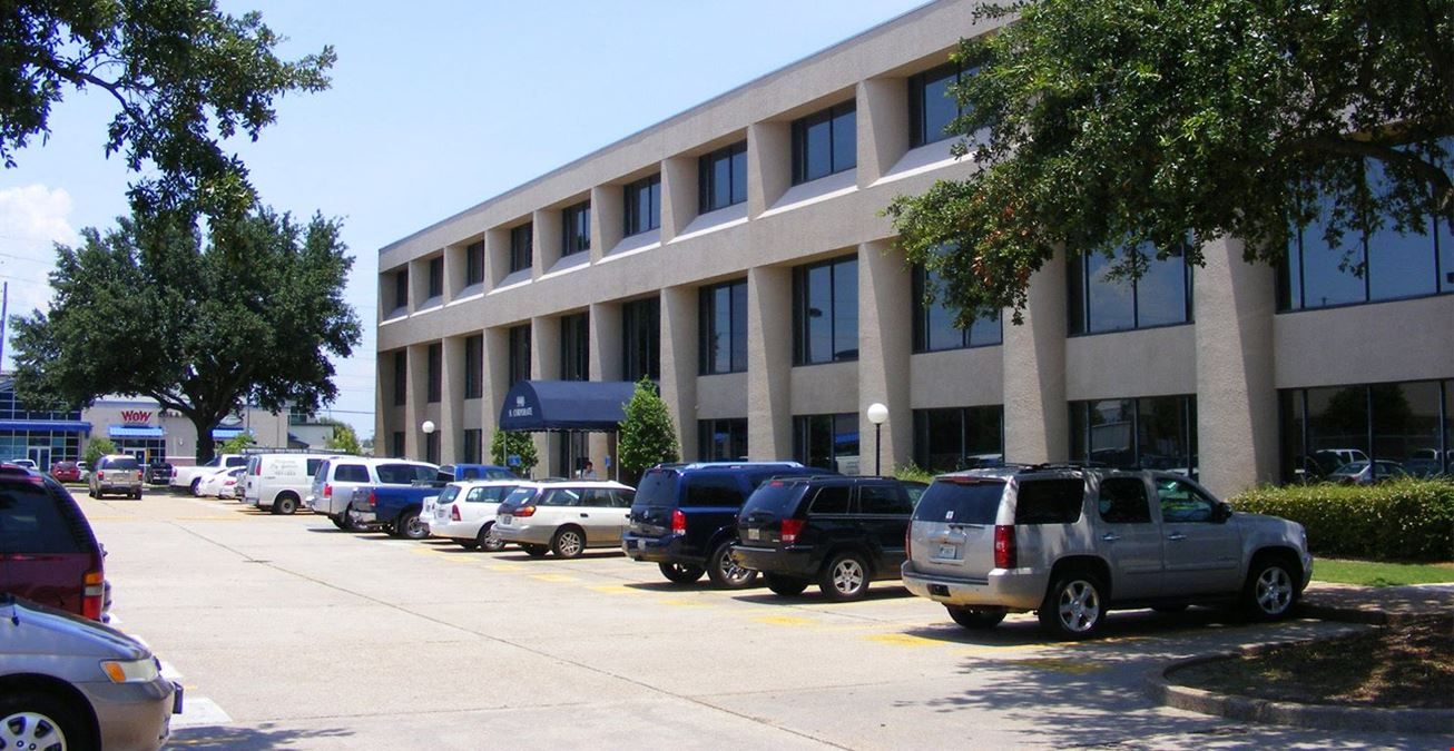 Office & Retail Opportunity in Elmwood