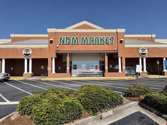 Preview of Retail space for Rent at 5152 Memorial Dr