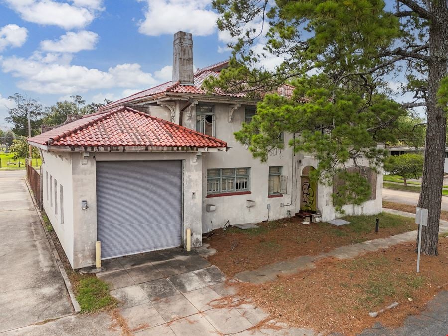 ±3,508 SF Office/Retail Redevelopment Opportunity in Mid City