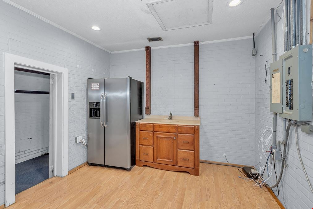 Distinctive Commercial Space in the Heart of Augusta