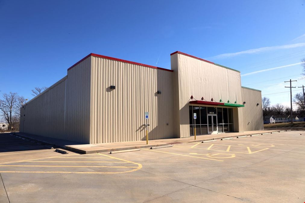 Freestanding Peabody KS