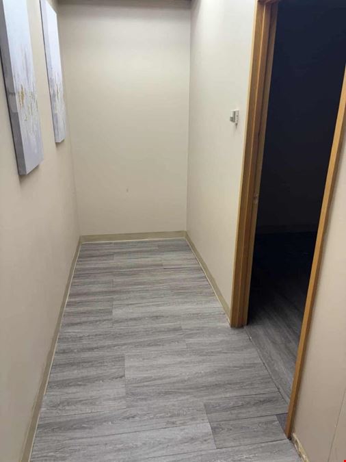 Prime Main Floor Office in Mayfield