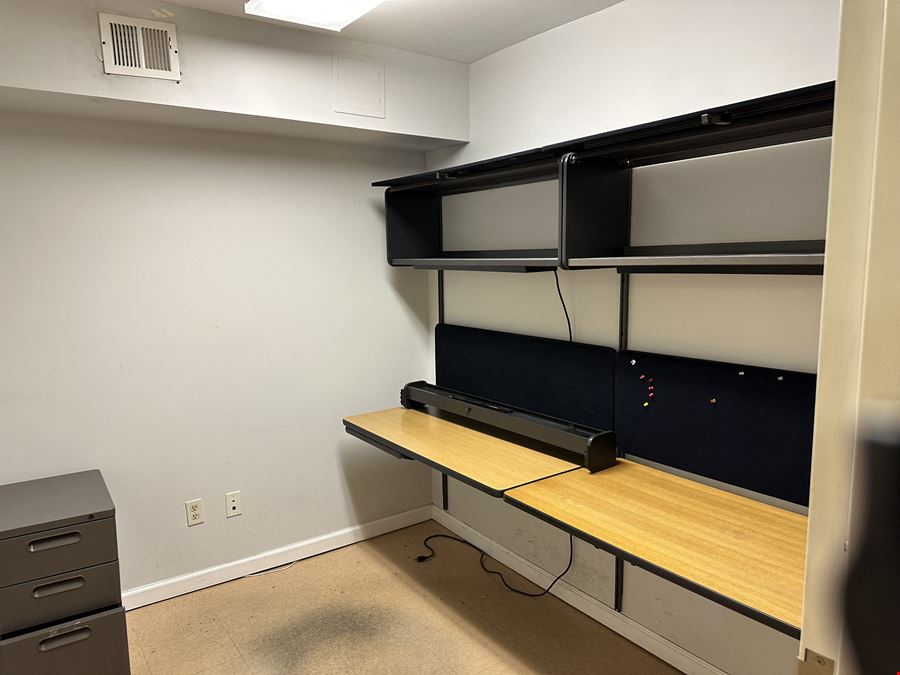 13 Mayflower Pl