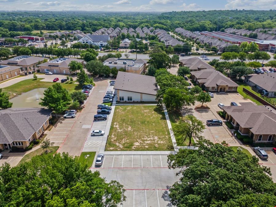 8835 Davis Blvd