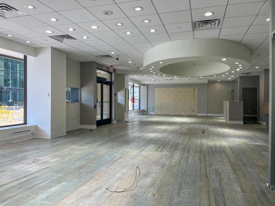 Iconic Retail Space in the Kahler Grand