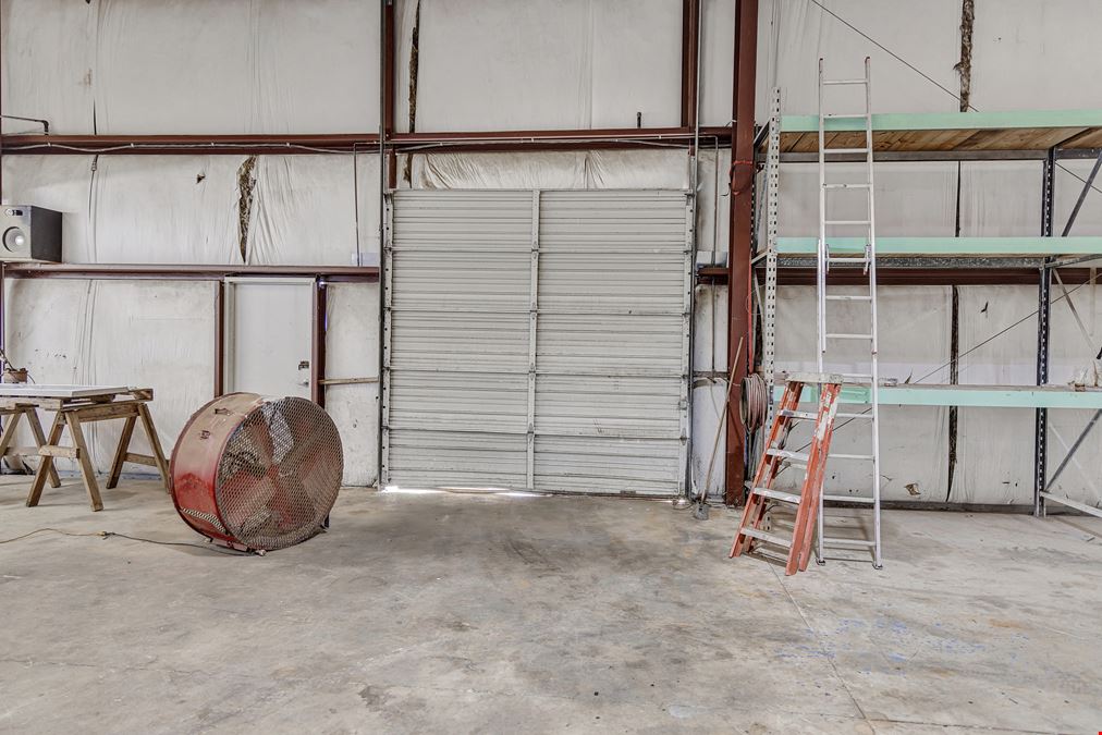 Warehouse - NE Huntsville