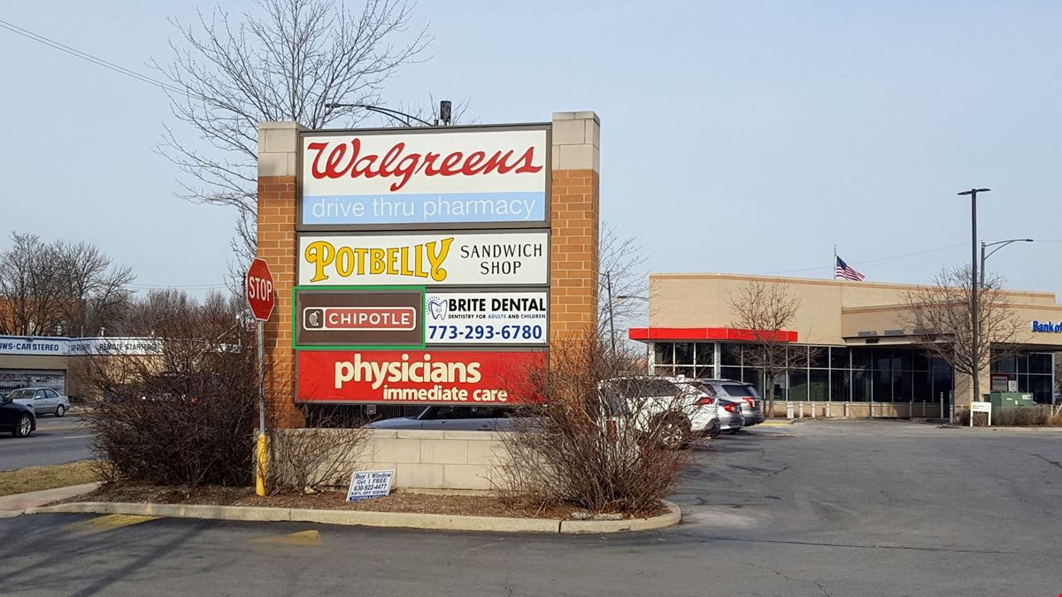 High-Traffic Strip Center | 2nd Generation Restaurant Endcap