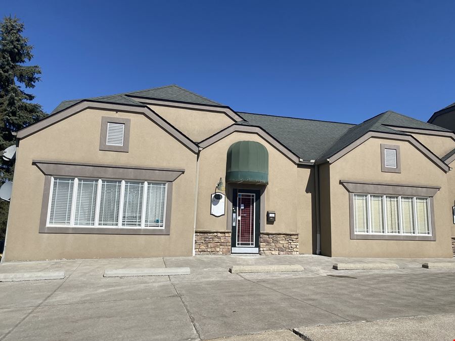 2259 Whipple Ave NW Canton, OH 44708