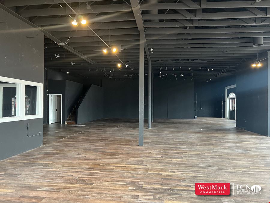 Downtown Lubbock Storefront for Lease
