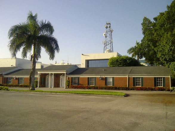 Preview of Office space for Rent at 3677 Central Avenue