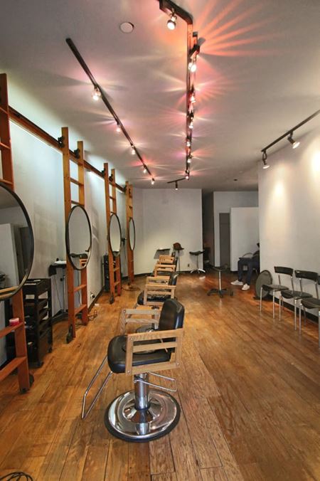Preview of commercial space at 214 East 9th Street NYC