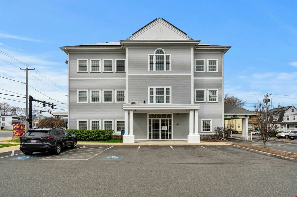 Professional Office Space | ADA Accessible | On-Site Parking | Lynn, MA