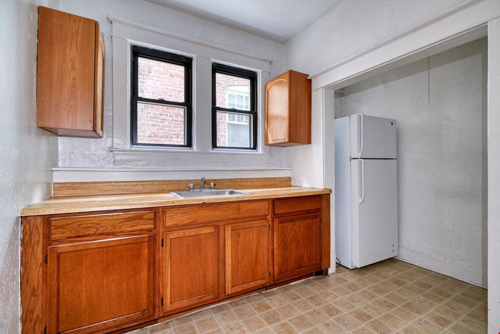 2107-2111 Park Avenue Baltimore, MD 21217