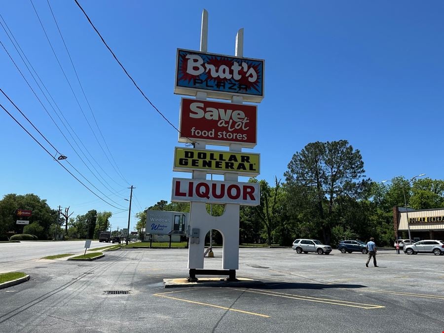 Brat's Plaza - 810-814 Madison Highway, Valdosta GA 31601