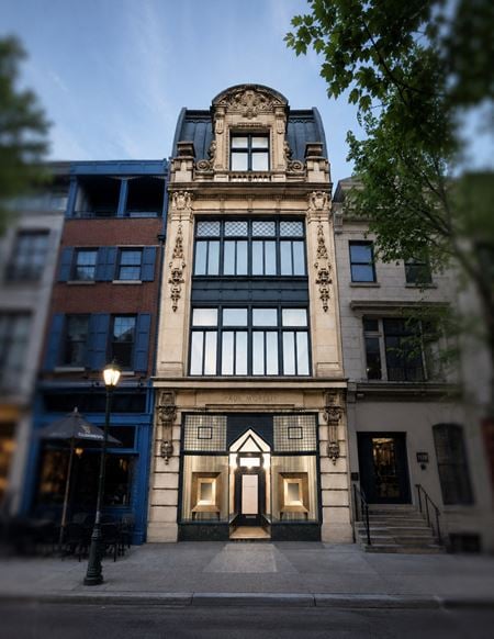 Preview of Retail space for Sale at 1118 Walnut St