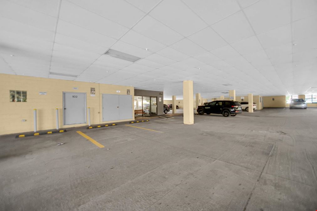 1S443 Summit Ave, Suite 205, Oakbrook Terrace, IL 60181