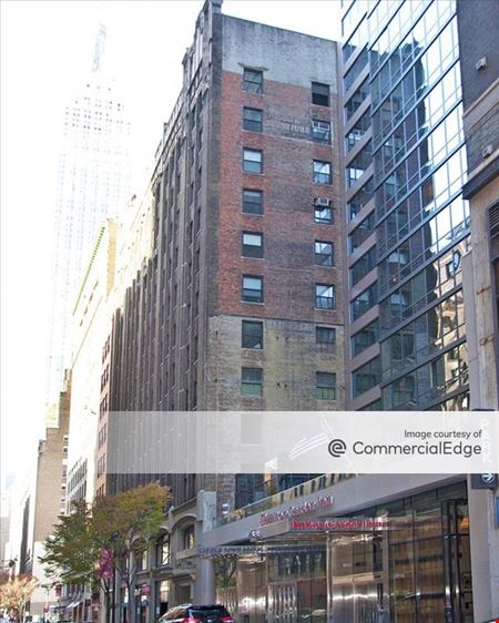 Preview of commercial space at 33 East 33rd Street
