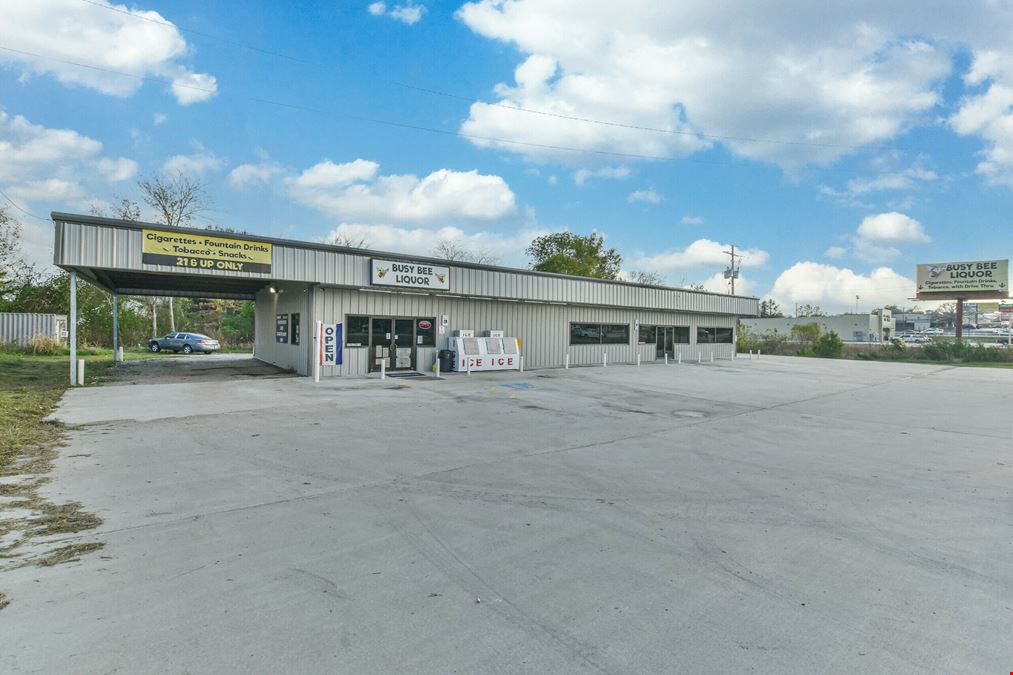 Prime Hwy 19 Retail Center + Liquor Store Business Included | Riverside, TX