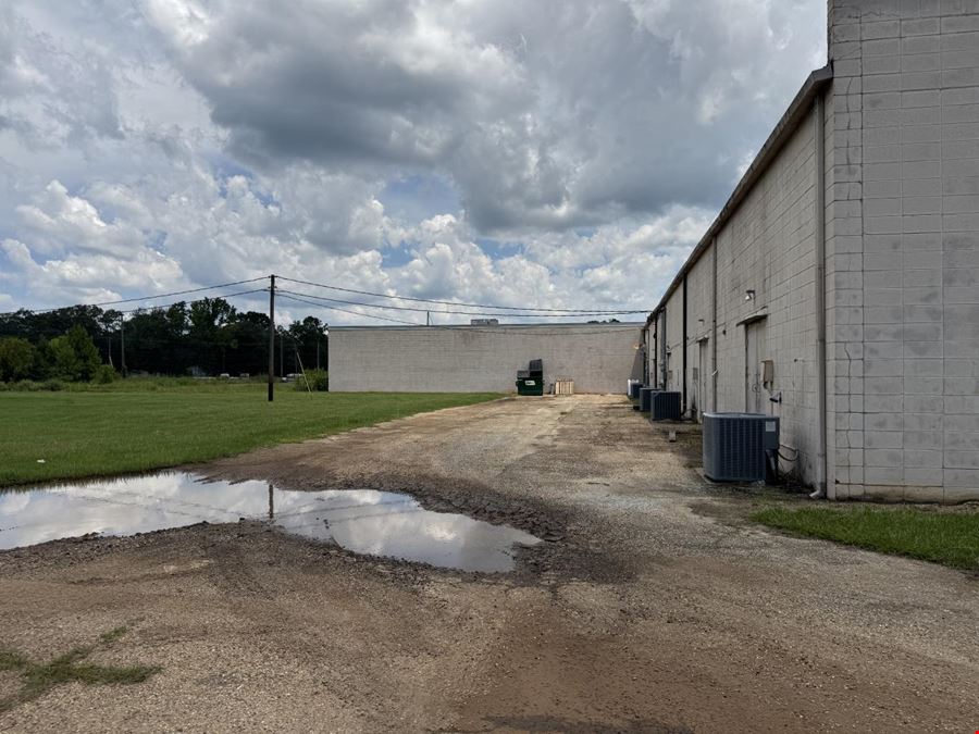 12101 Old Hwy 63 S