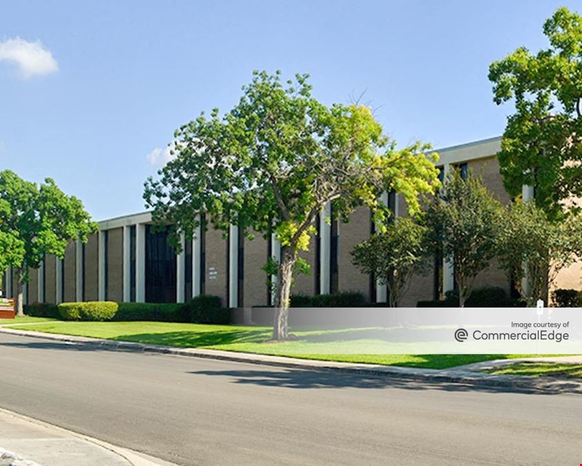 Brass Professional Center - Abilene & Bonham Buildings