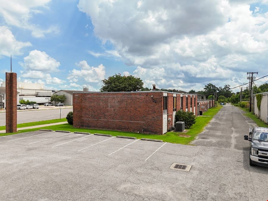 Versatile Commercial Building on ±3.4 Acres with Development Potential