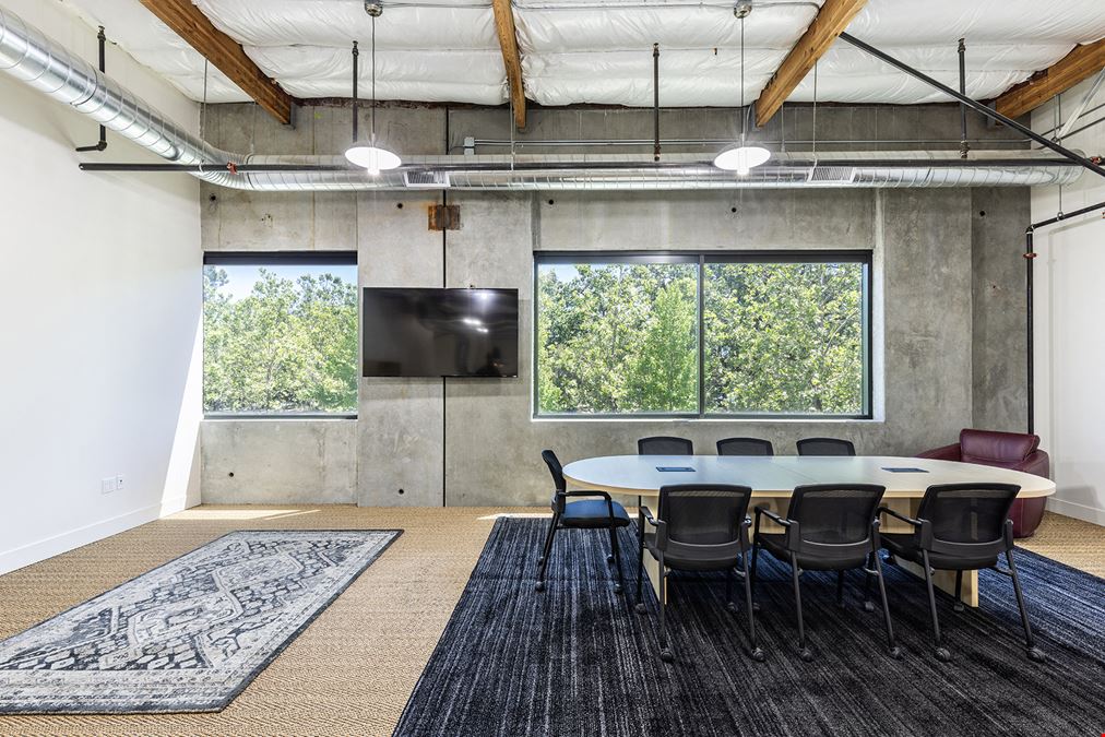 Modern, Class A Commercial Condo