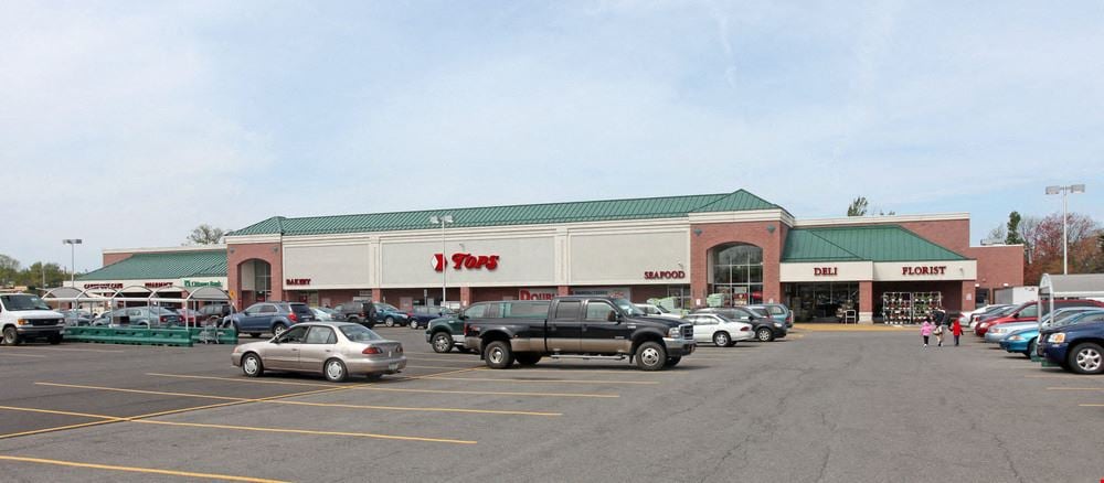 Tops Derby Plaza Sublease
