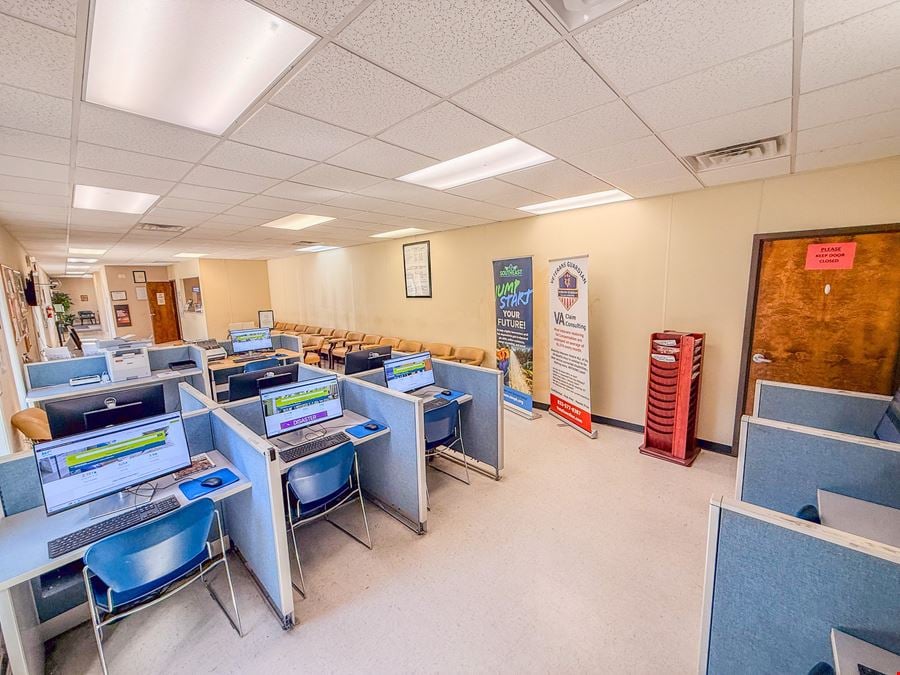 289 Corporate Dr.
