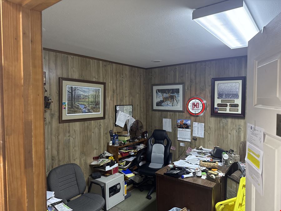 Commercial 6000 Square Feet Hope Arkansas
