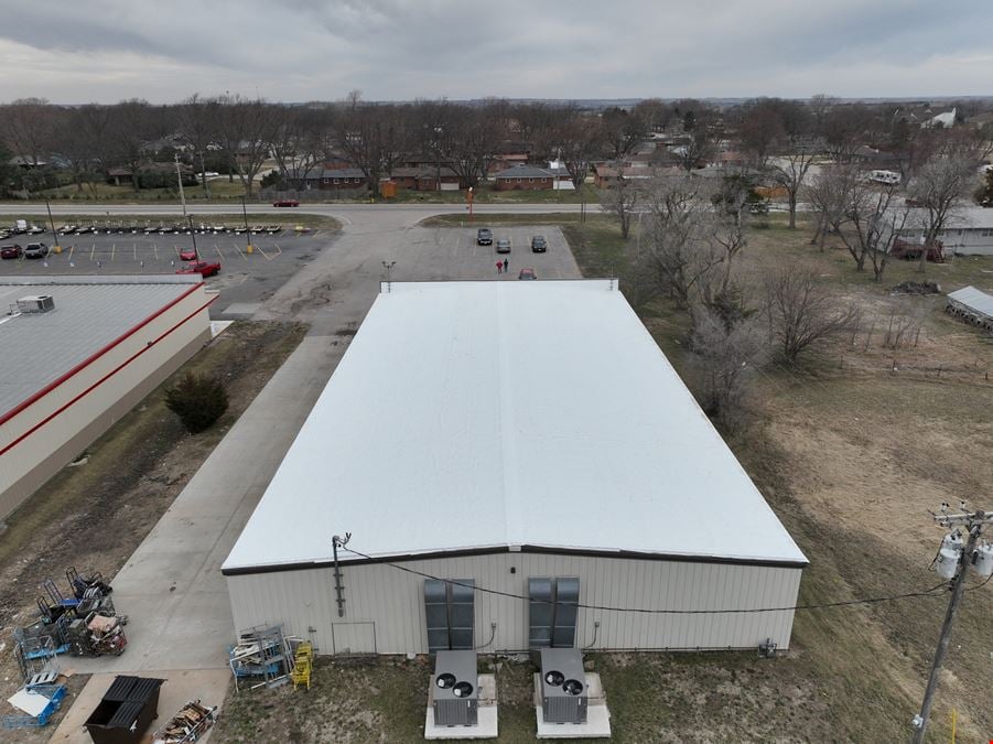 FAIRBURY DOLLAR GENERAL