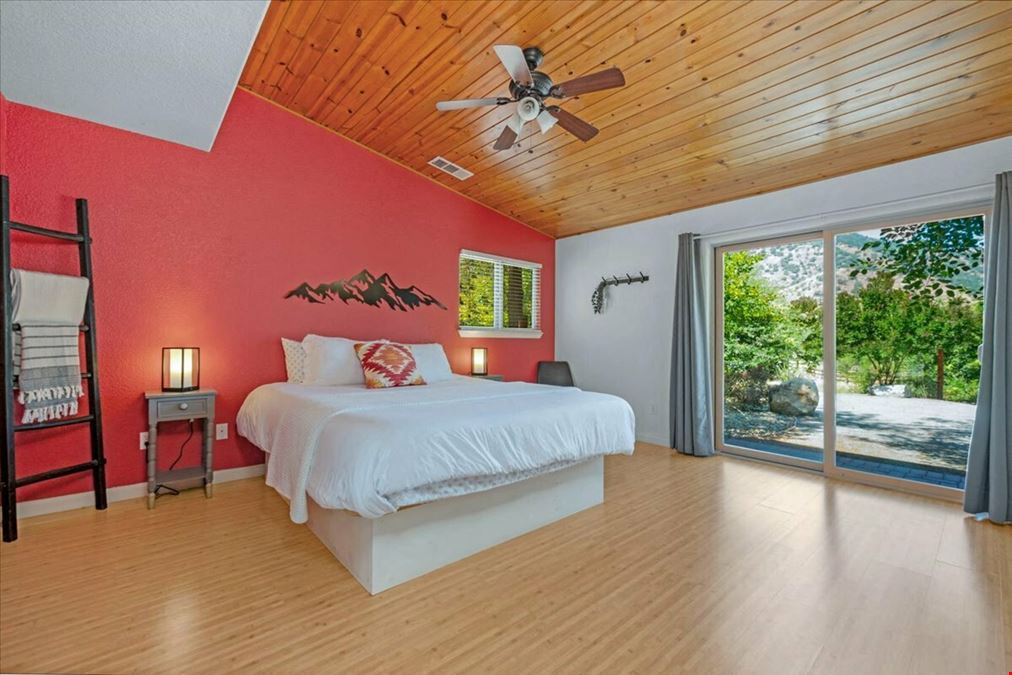 (7) Fully-Operational Airbnb Units in Scenic Three Rivers