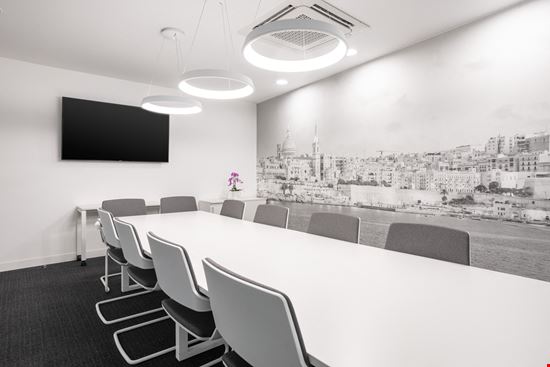 Regus - Calgary - Centre 70