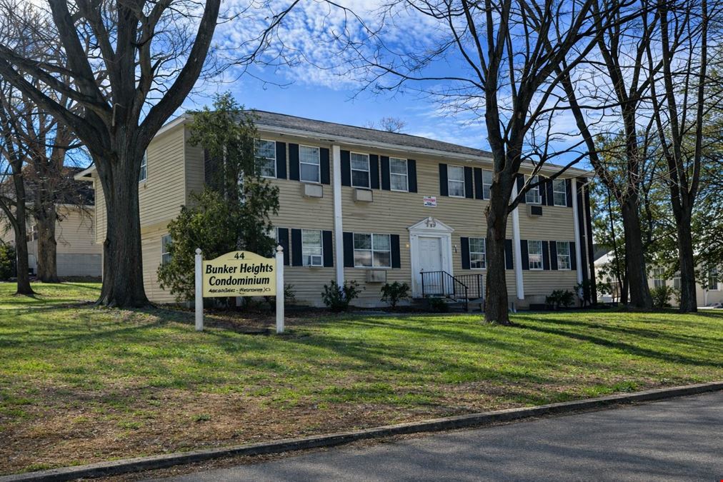 44 Angel Dr