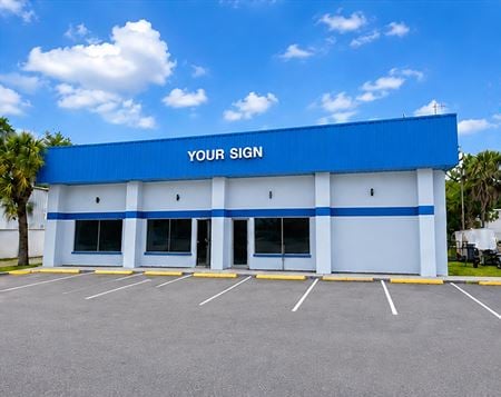 Preview of Industrial space for Rent at 12731 Metro Parkway