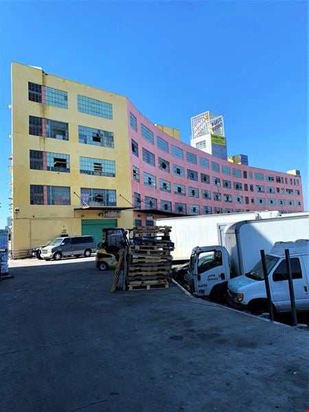Preview of Industrial space for Rent at 800 McGarry Street