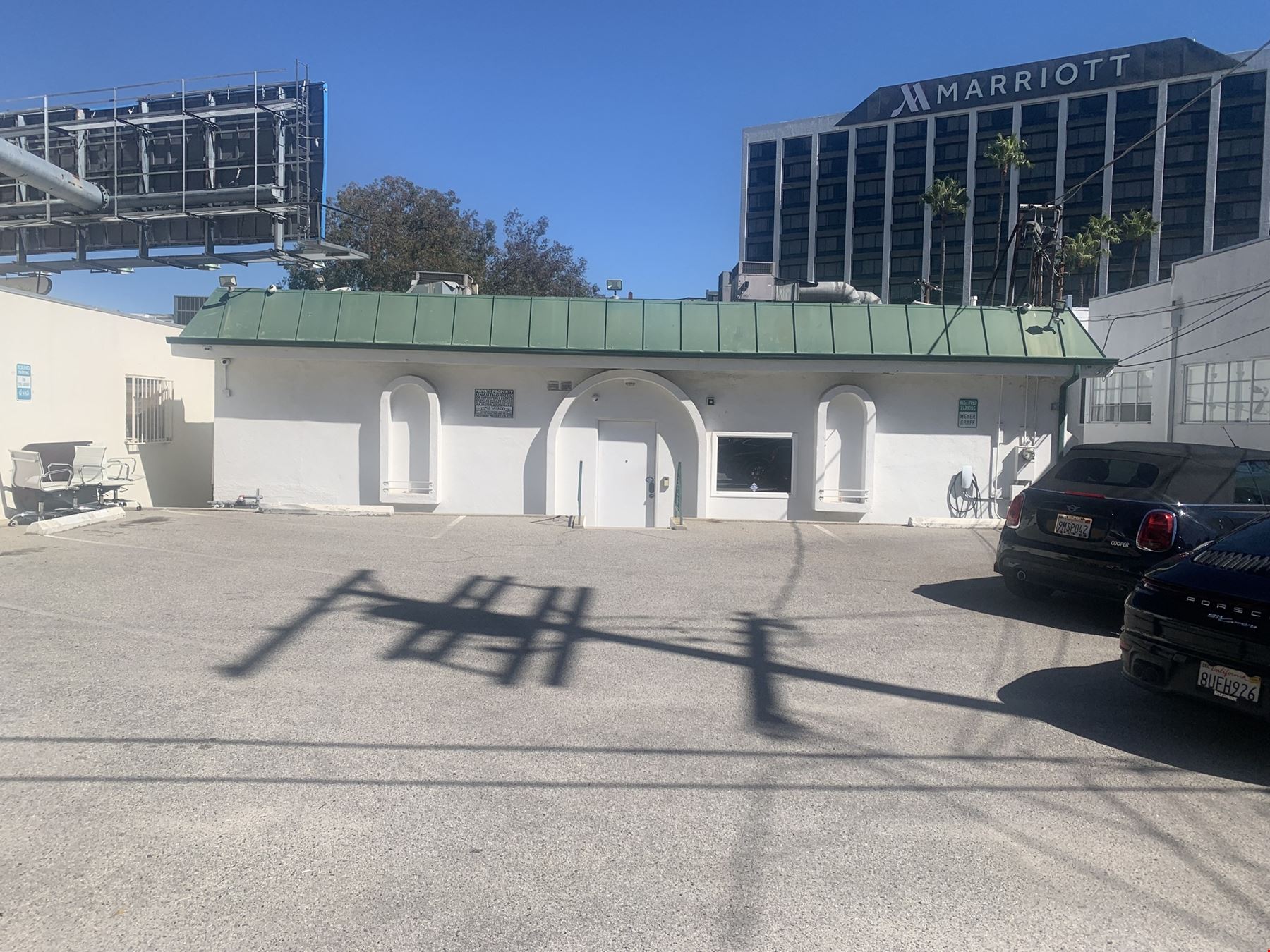 1139-1143 S. Beverly Drive
