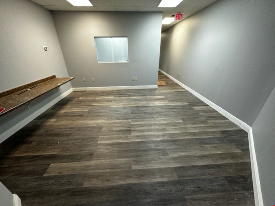 1058 SF Suite 207 Professional and Medical Office Space