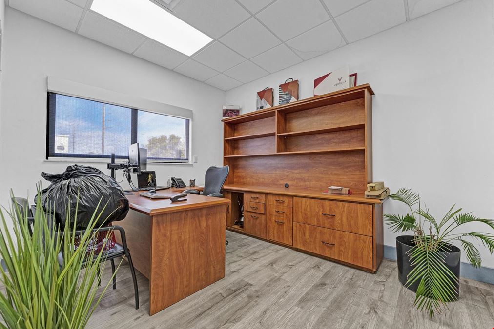 6850 NW 74th St - 13,190 Sq. Ft.