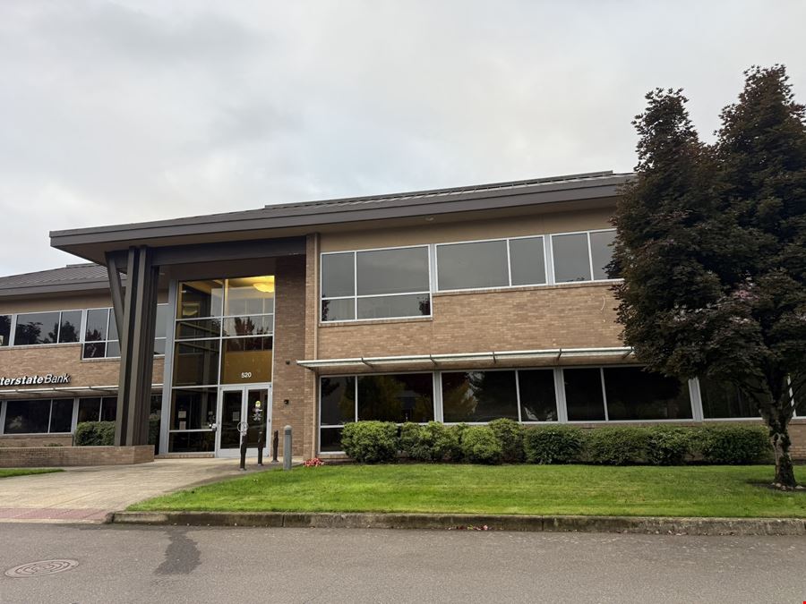 520 Hawthorne Ave SE, Suite 200