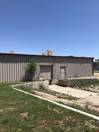 Preview of Industrial space for Rent at 711 S Bowen St